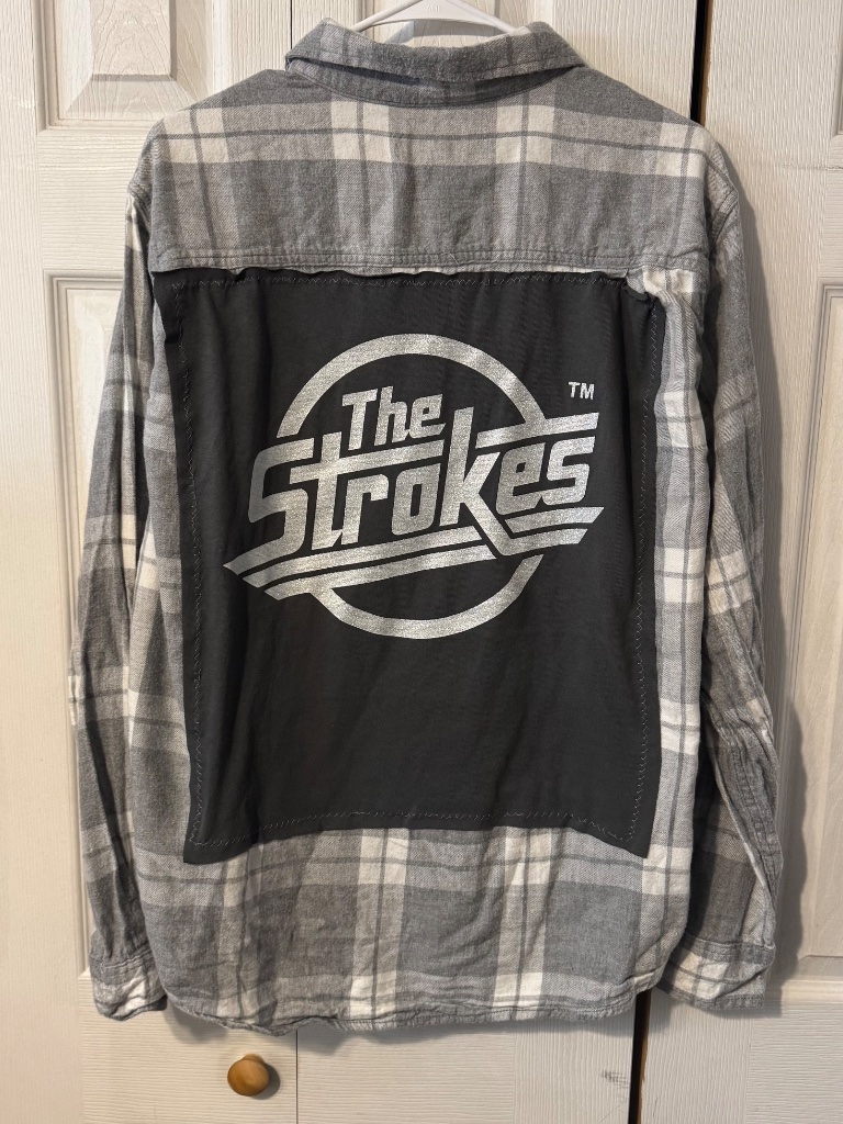 The Strokes Upcycled Back Graphic T-Shirt On Flannel - Size Men's Xl